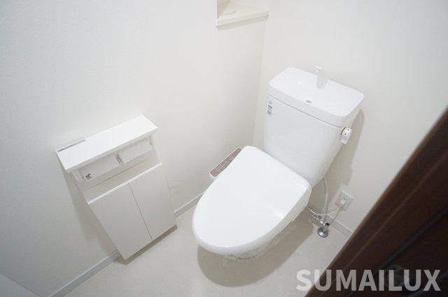 菊池郡菊陽町大字津久礼の賃貸マンションのトイレ