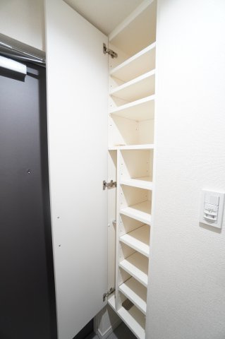 【収納】 | SIDE One | ※同物件・同タイプの写真です。
