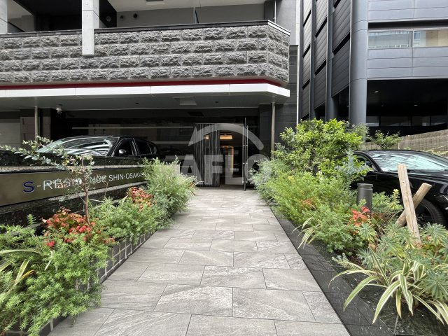 エスレジデンス新大阪リッシュのエントランス|S-RESIDENCE新大阪Rish　エントランス
