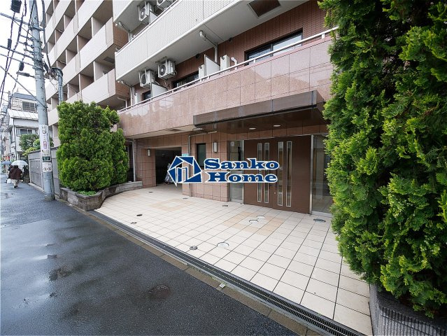 シンシア後楽園のエントランス