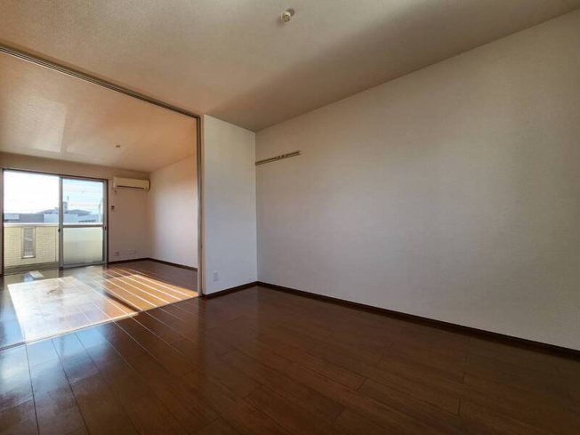 【寝室】