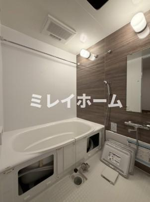 CALMEOMORINAKAの浴室