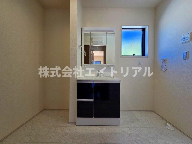 加茂郡八百津町八百津　新築戸建　全1棟の独立洗面台