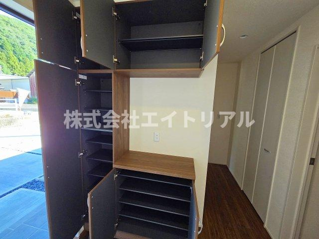 加茂郡八百津町八百津　新築戸建　全1棟の収納|下駄箱