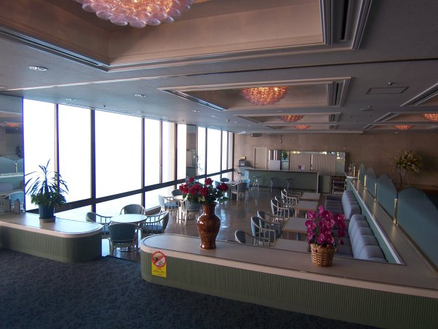 シャトーテル赤根崎のロビー