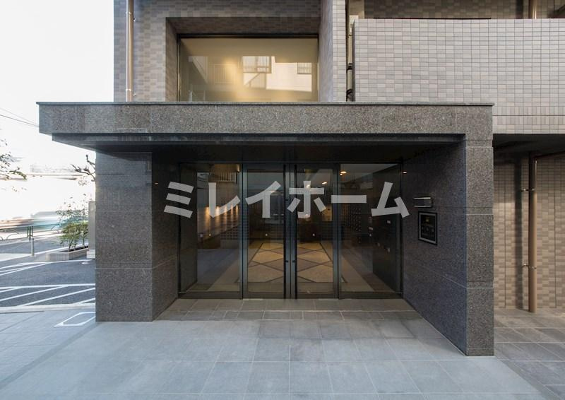 ルーブル南馬込参番館のエントランス