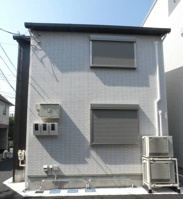 メゾン三田綱町の外観