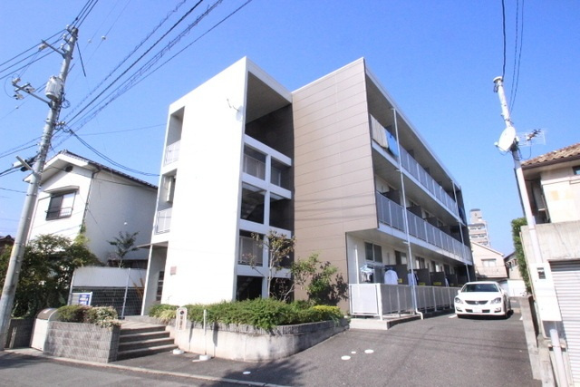 アムール東原の外観