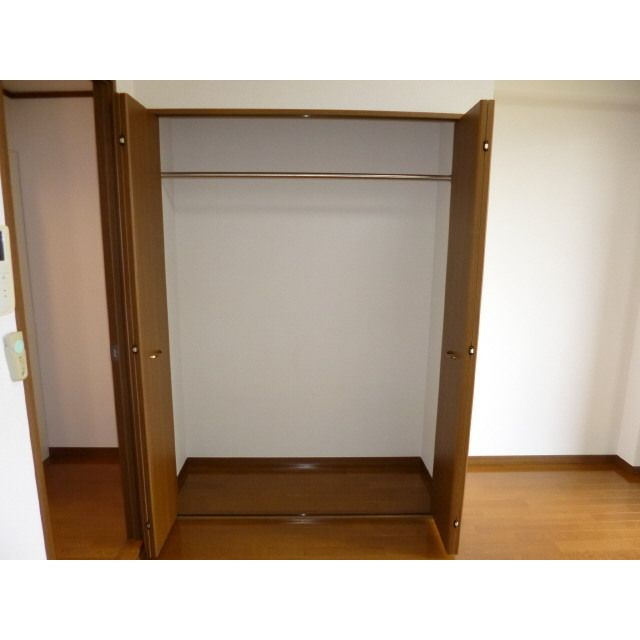 アンプルール フェール K.Yuの収納