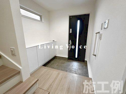 【仲介手数料０円】茅ヶ崎市東海岸北Ⅱ　新築一戸建て　全2棟の玄関|茅ヶ崎市東海岸北Ⅱ　新築一戸建て　全2棟