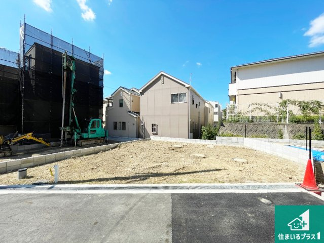 豊中市東泉丘　第2期　新築一戸建ての外観|現在の進捗状況です！順調に作業進行中、完成が待ち遠しいです！詳細の間取り等、お気軽にお問い合わせください！