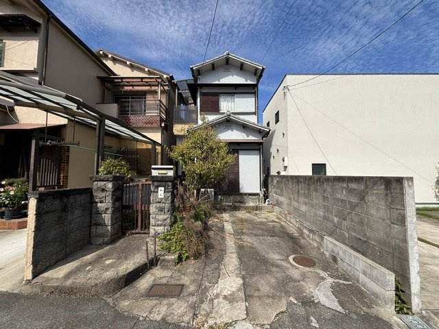 東野中貸家の外観