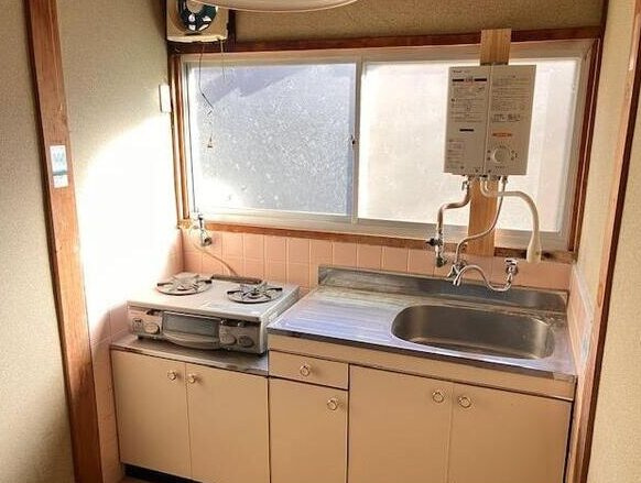 村野東町テラスハウスのキッチン|キッチンでお料理をお楽しみください