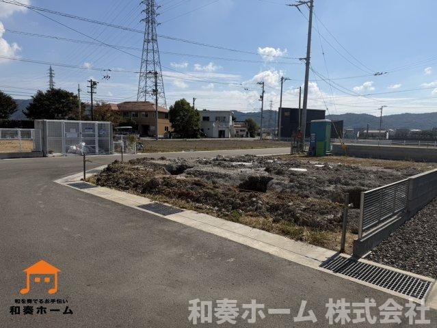 クレイドルガーデン徳島市国府町中第3の前面道路含む現地写真