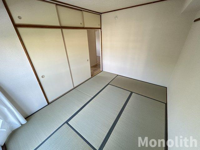 泉北城山台２丁15号棟の和室