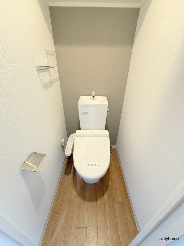 エスリード江戸堀　仲介手数料無料のトイレ