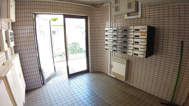 【エントランス】
