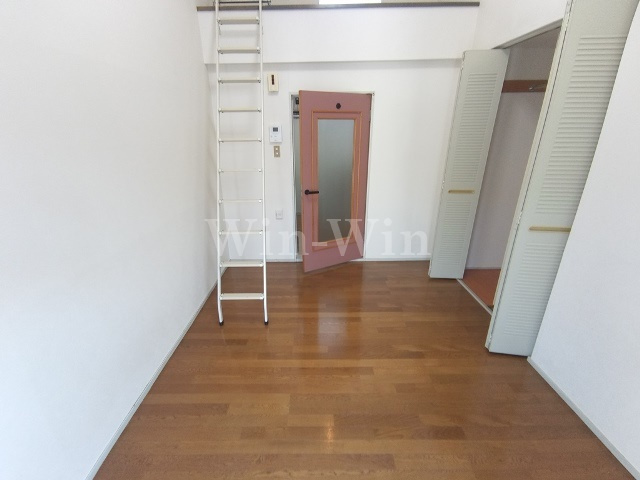 レリブ仁連木の寝室|イメージ（同建物内別部屋の写真です）