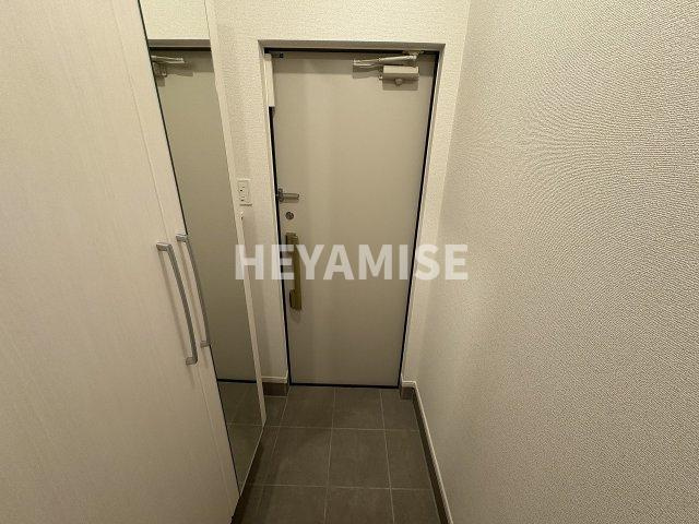 ルヴニールの玄関|※室内画像は別号室のもの