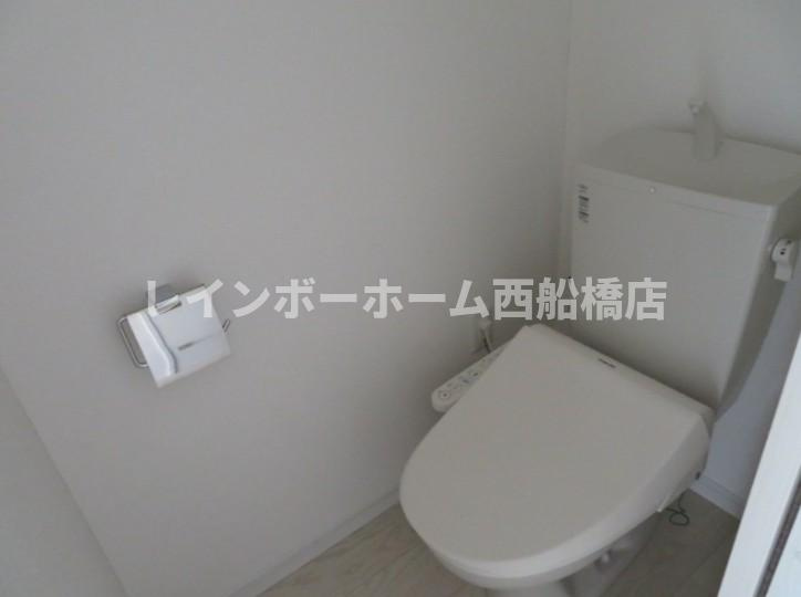 千葉市稲毛区稲毛東５丁目の賃貸マンションのトイレ