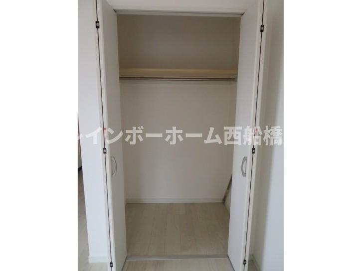 千葉市稲毛区稲毛東５丁目の賃貸マンションの収納