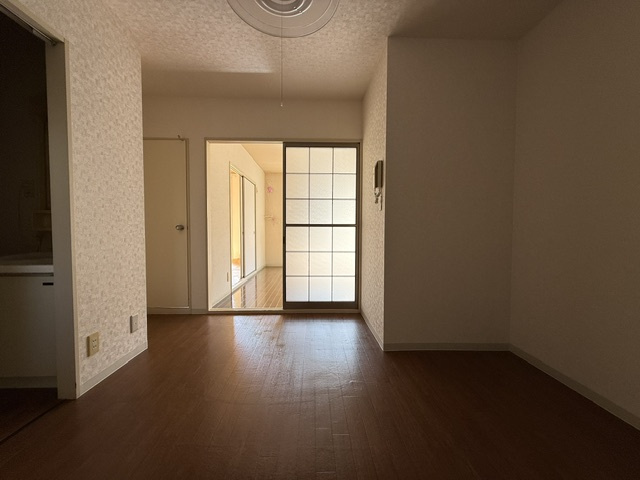 春日部市南３丁目のアパートのキッチン