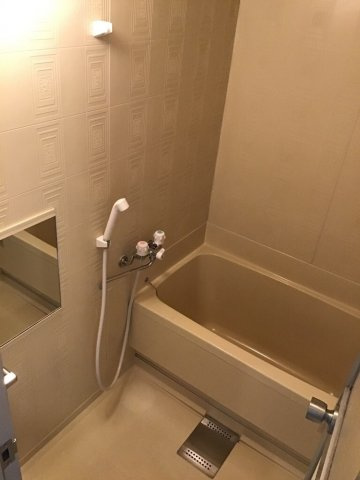 プレステージ深井水池の浴室