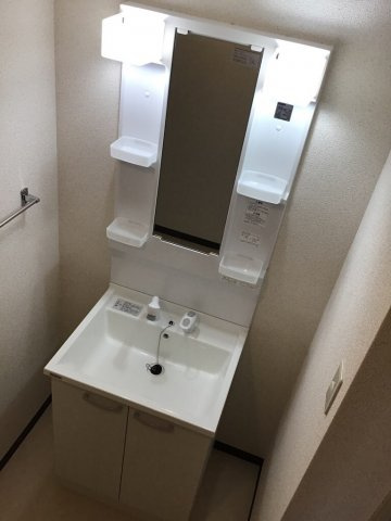 プレステージ深井水池の洗面所