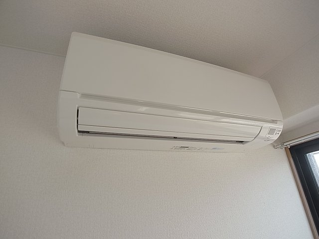 神戸市兵庫区荒田町３丁目の賃貸マンションの設備|嬉しいエアコン2機付き