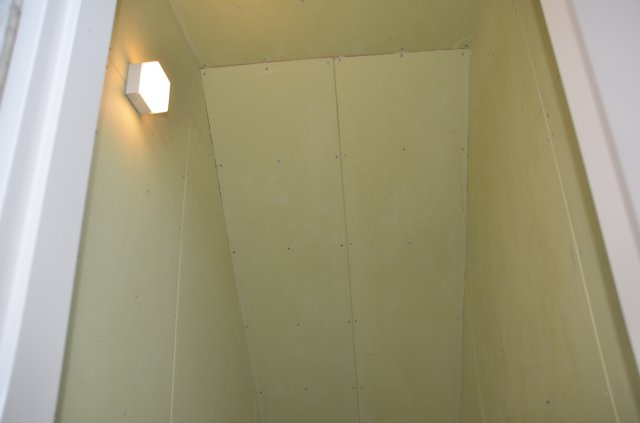 平塚市四之宮1丁目　中古戸建の収納