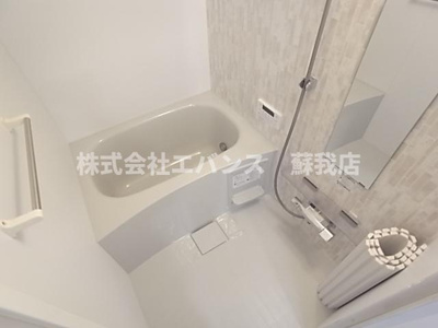 【浴室】 | ベルウェル亀岡 | お風呂で日々の疲れを落としましょう