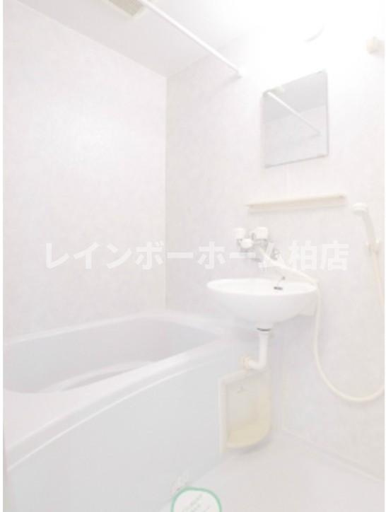 仲介手数料50％半額キャンペーン物件の浴室|日々の暮らしに欠かせないお風呂です