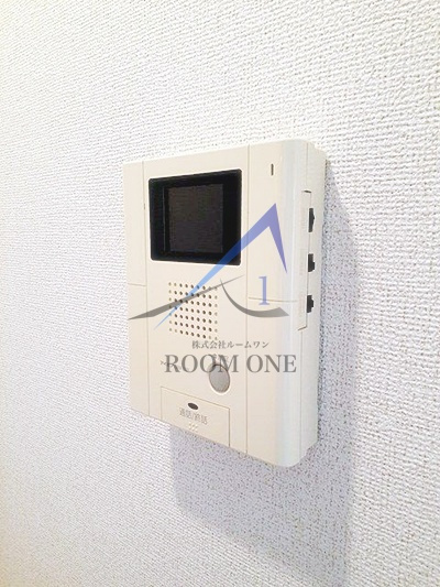 プラティーク六町のセキュリティ|モニター付きインターホンです。