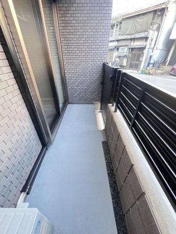 ドゥー・ルミエール新森のバルコニー