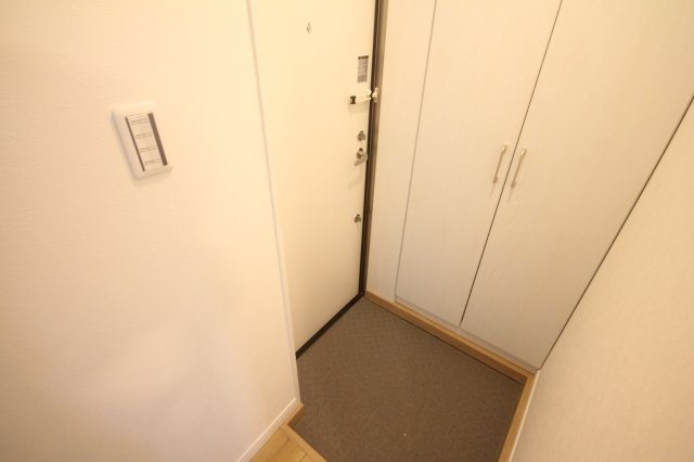 【玄関】