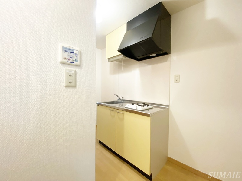 ソリテア中十条のキッチン|キッチン横に冷蔵庫を置けます☆
