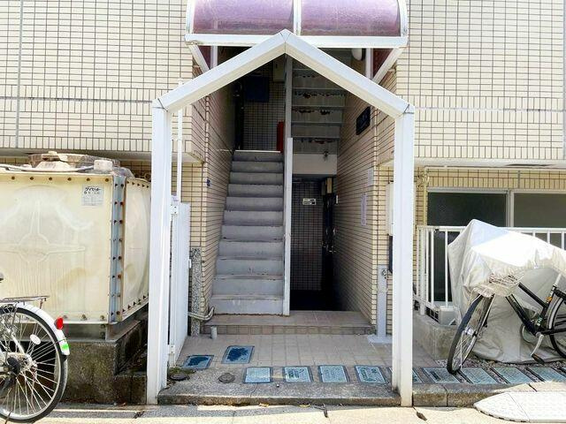 【エントランス】