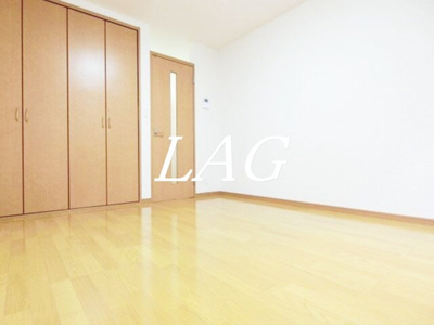 【居間・リビング】 | プレリュード立川 | 洋室のお部屋です。