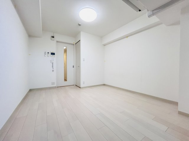 【居間・リビング】ラ・シャルム西宮本町