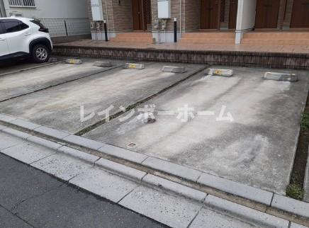 アプローズの駐車場
