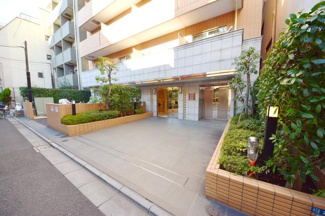 【エントランス】 | パレステュディオ新御徒町