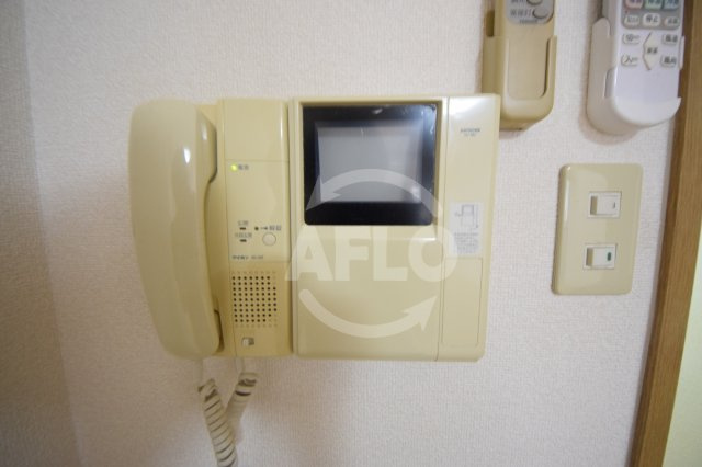 ロイヤルキャッスルのセキュリティ|ロイヤルキャッスル　TVモニター付きインターホン