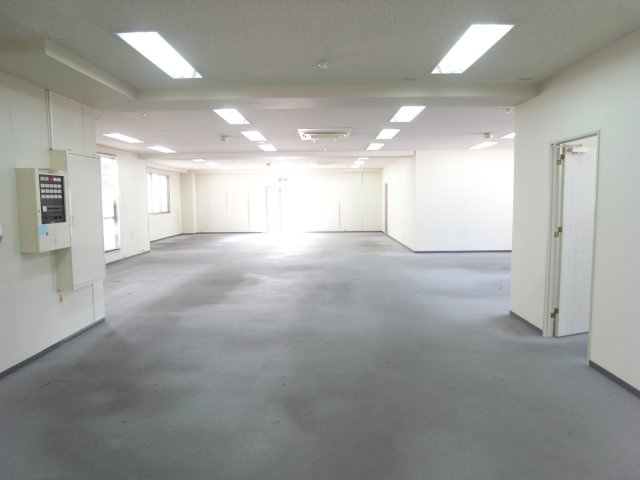 吹田市南金田１丁目の店舗事務所