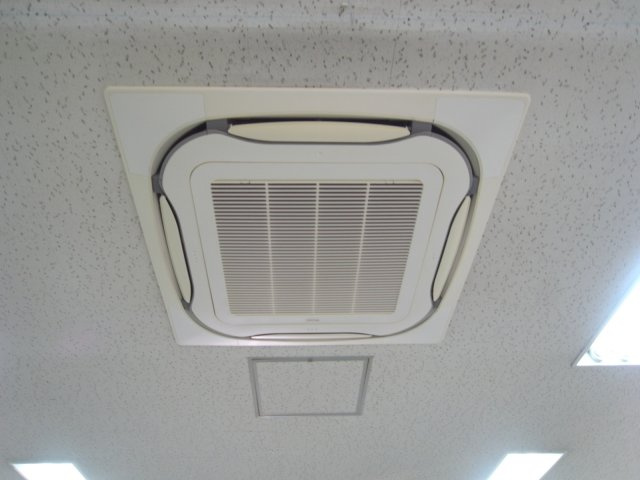 吹田市南金田１丁目の店舗事務所