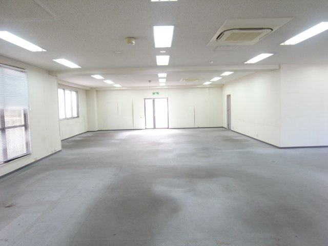 吹田市南金田１丁目の店舗事務所