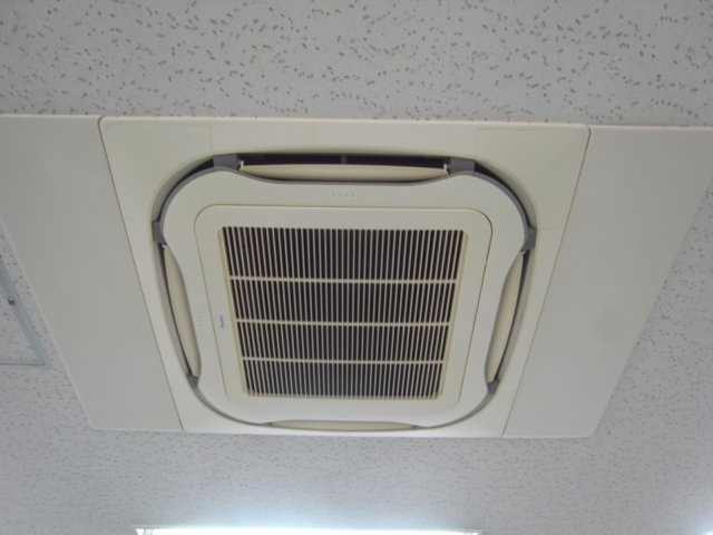 吹田市南金田１丁目の店舗事務所