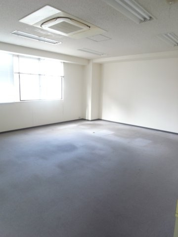 吹田市南金田１丁目の店舗事務所