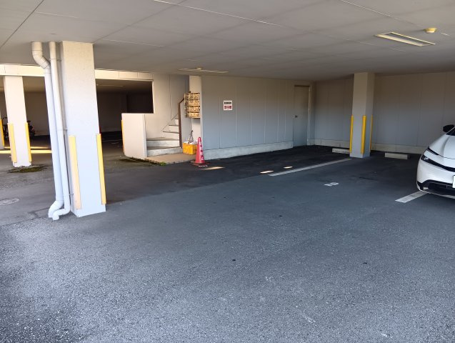 スロープウェルの駐車場