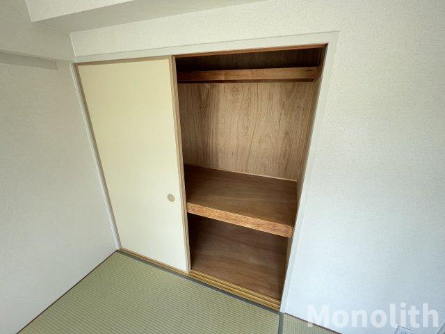 泉北鴨谷台３丁４号棟の収納