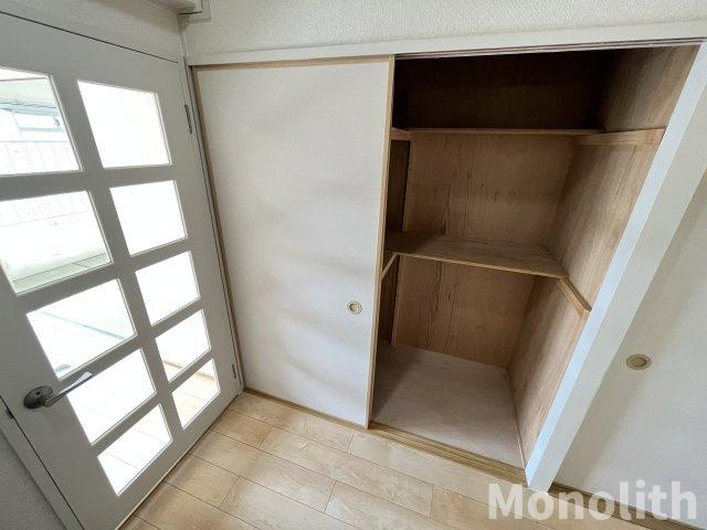 泉北鴨谷台３丁４号棟の収納